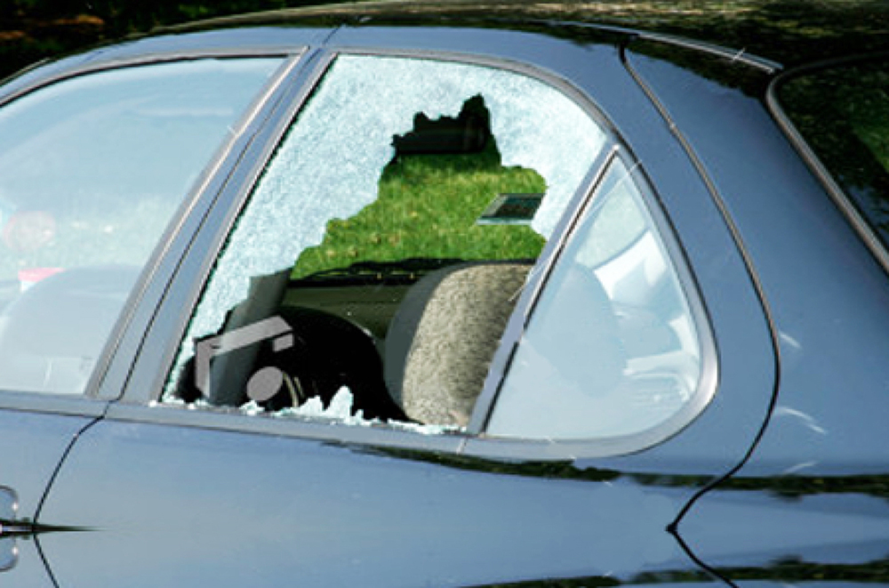 Chantilly VA Auto Door Glass Replacement
